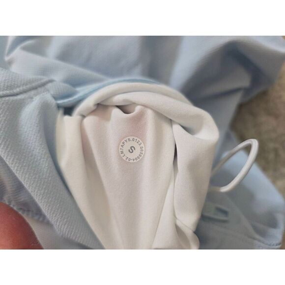 Lululemon License To Train Linerless 7" Shorts S Light Blue LM7APYS - Picture 8 of 10